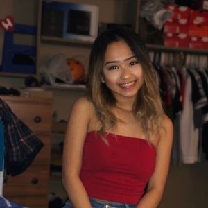 Meet your Posher, Phoua